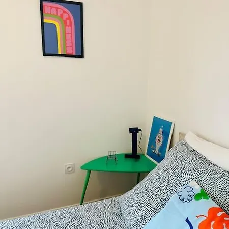 4 Bdrm 4 Bth M8 Et Rer D Apartment *