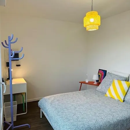 4 Bdrm 4 Bth M8 Et Rer D Apartment *