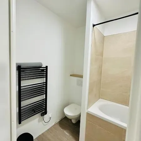 Apartment 4 Bdrm 4 Bth M8 Et Rer D Creteil