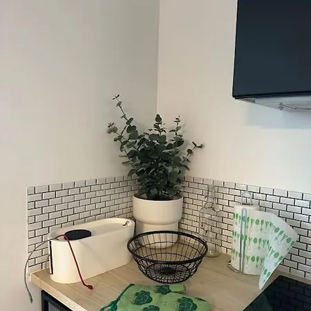 4 Bdrm 4 Bth M8 Et Rer D