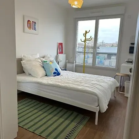 4 Bdrm 4 Bth M8 Et Rer D Apartment Creteil