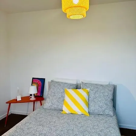 Apartment 4 Bdrm 4 Bth M8 Et Rer D
